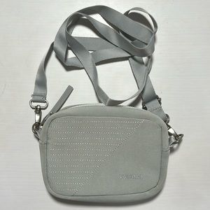Vooray gray versitle purse